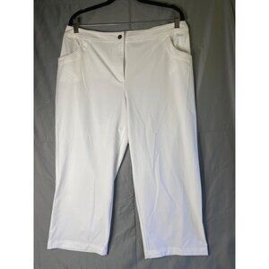 Chicos Zenergy Women's size 2 White Elastic Waist crop Pants With Pockets New